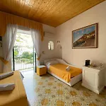 Maria Luisa Hotel