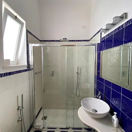 Maria Luisa Hotel